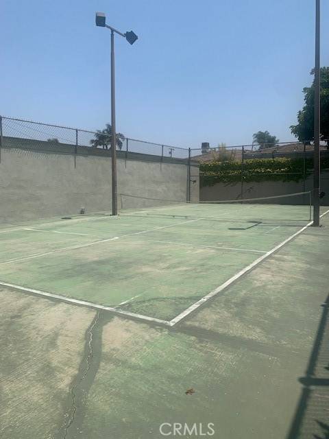 Downey, CA 90240,9191 Florence AVE #17
