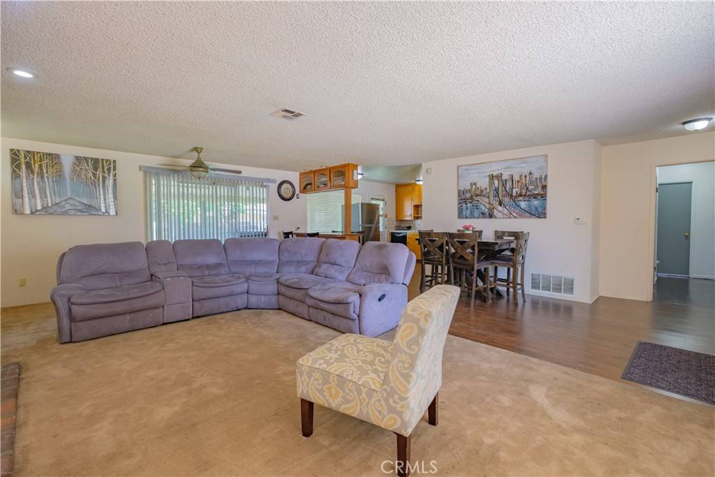 Riverside, CA 92503,8841 California Ave