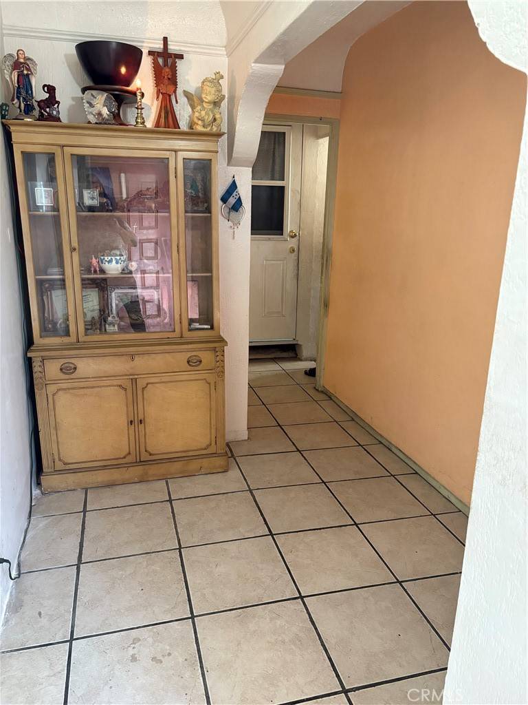 Long Beach, CA 90805,6628 Rose AVE