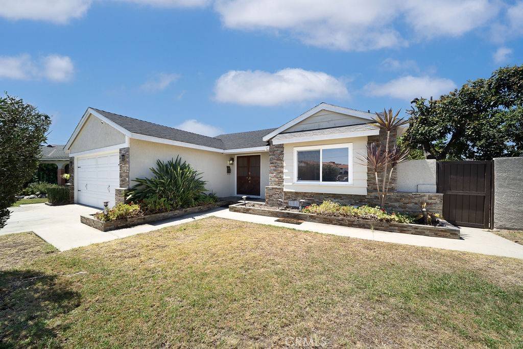 Norwalk, CA 90650,11302 Cheddar ST