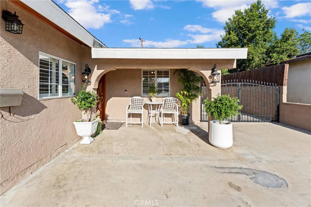 Pomona, CA 91767,2901 Huston ST