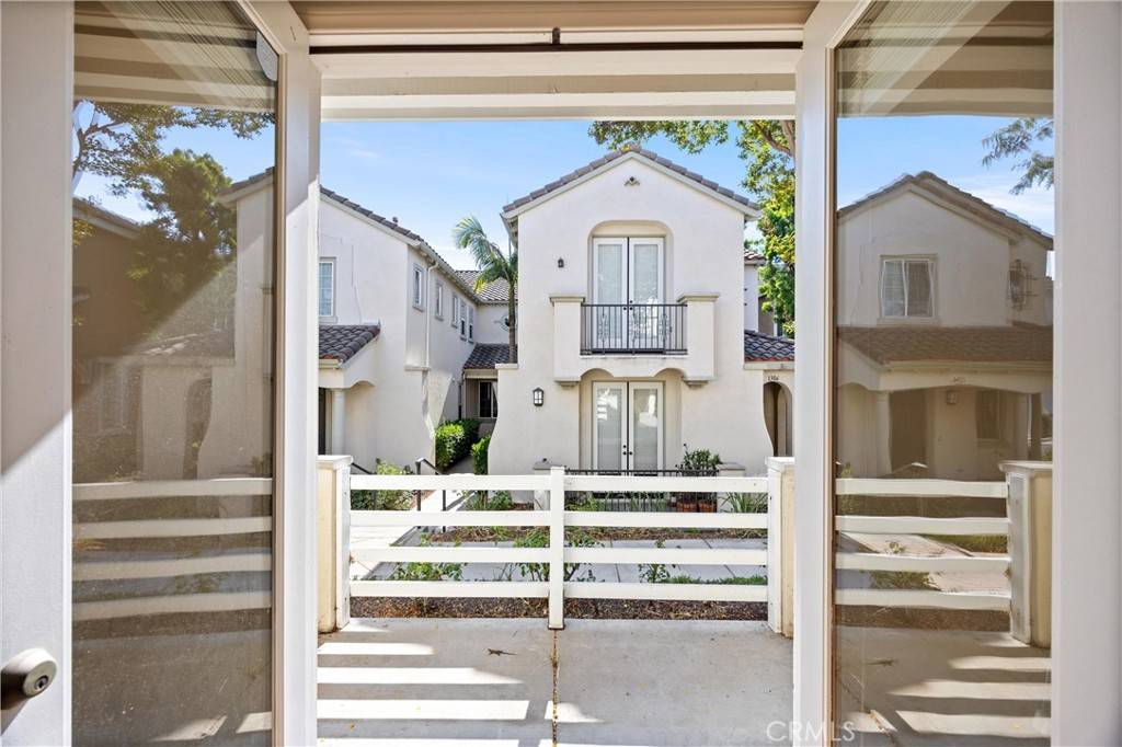 Fullerton, CA 92833,1307 Noutary DR