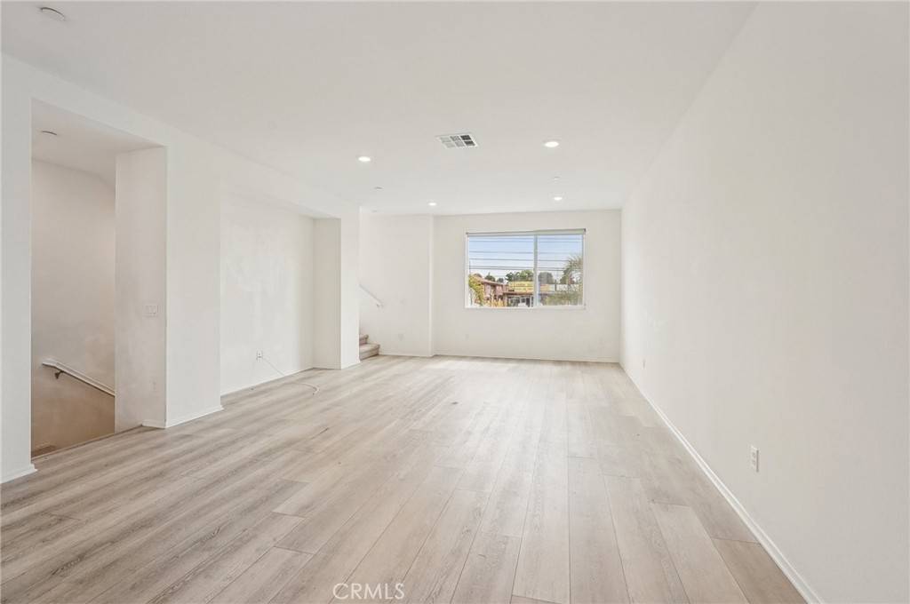 Gardena, CA 90247,14033 Zirconia Ln #3