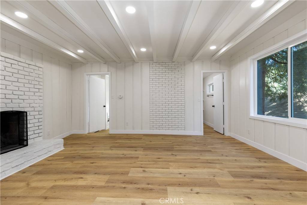 Crestline, CA 92325,705 Ashlar DR