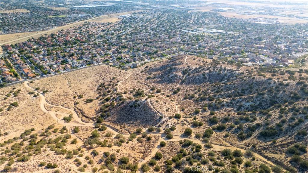 Palmdale, CA 93550,0 Vac/Cor 20th stw/Date Palm Dr