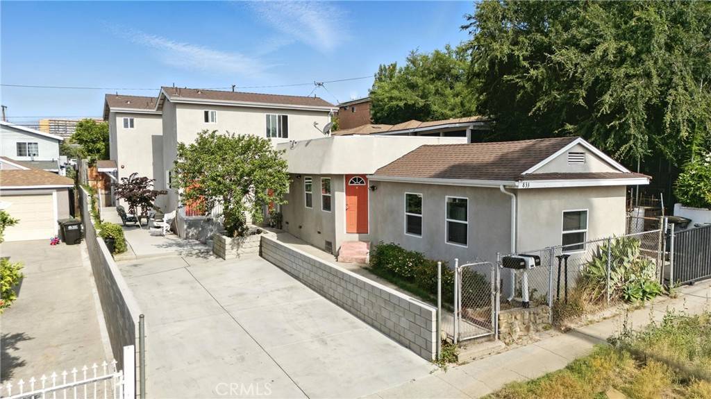 Los Angeles, CA 90022,833 N Humphreys AVE #3