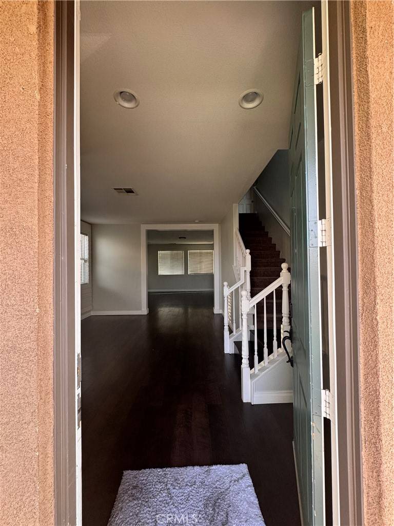 Lake Elsinore, CA 92532,41023 Chambord DR