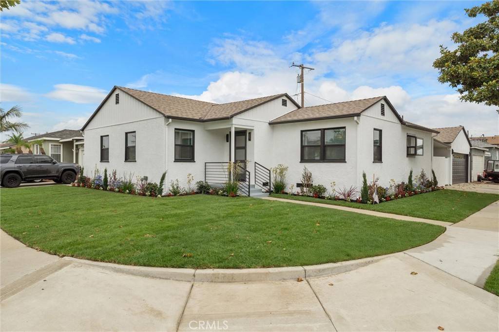 Hawthorne, CA 90250,12215 Hindry AVE