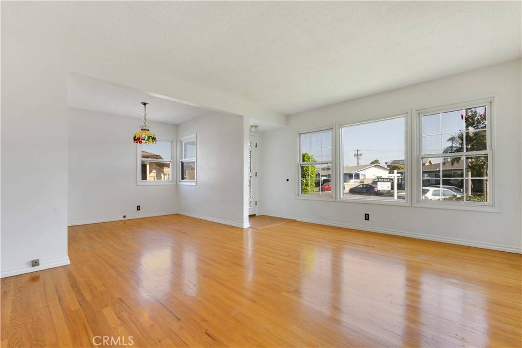 Rosemead, CA 91770,3242 Heglis Avenue