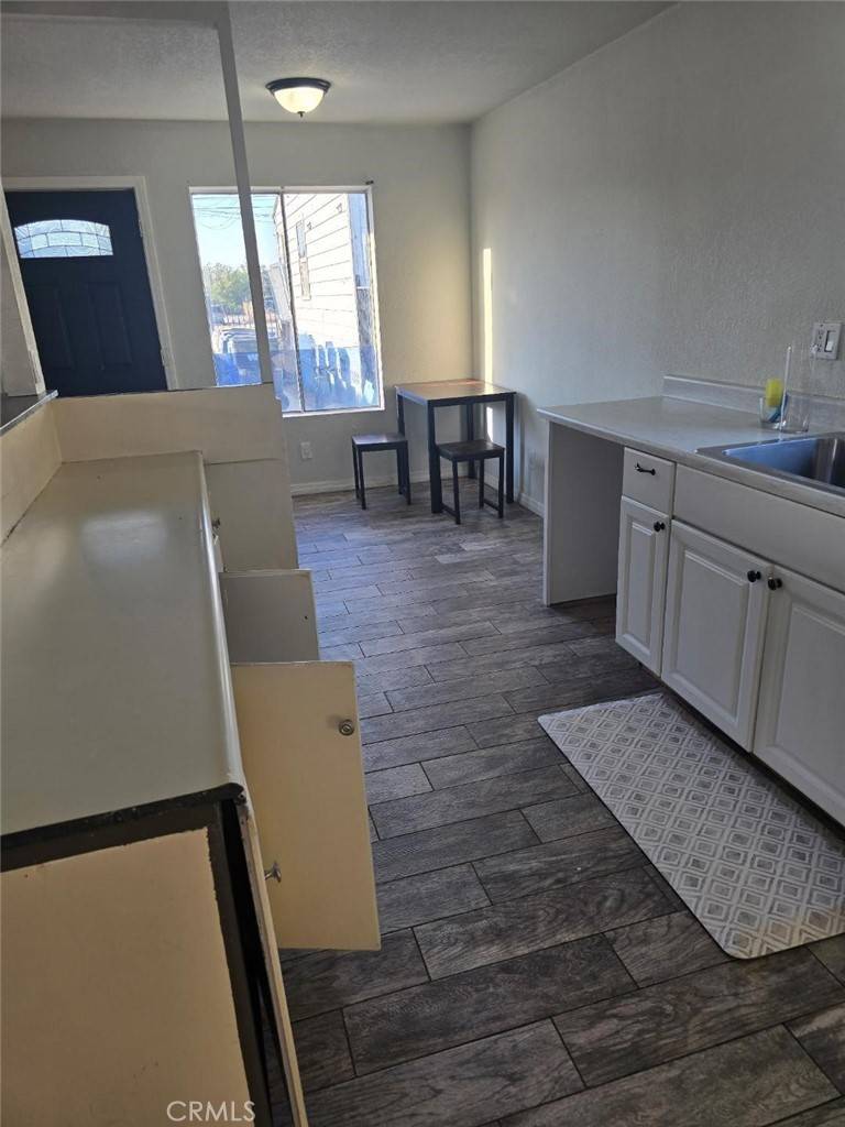 Lancaster, CA 93536,3248 W Avenue L2