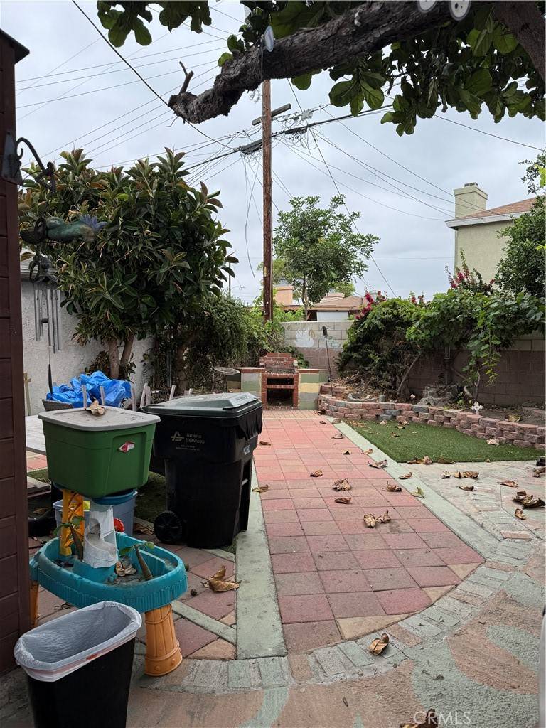 Norwalk, CA 90650,12716 Fairford AVE