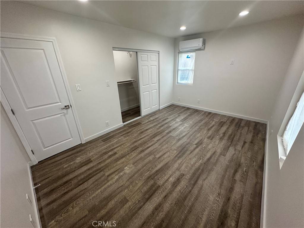 Compton, CA 90222,1318 W 131st ST