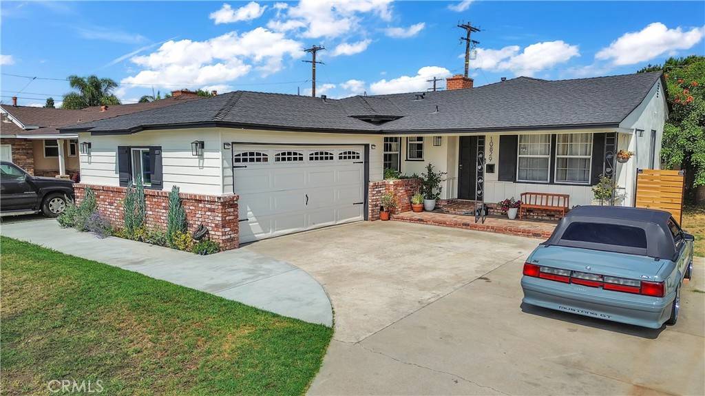 Downey, CA 90241,10829 Cord AVE