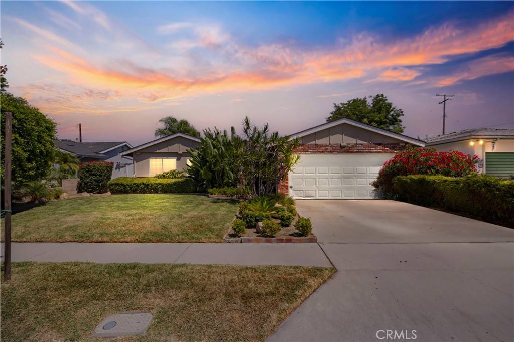 Pico Rivera, CA 90660,5430 Lemoran AVE