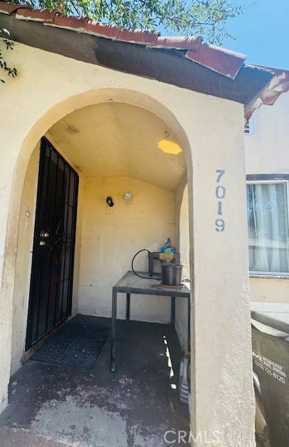 Commerce, CA 90040,7019 Lanto ST
