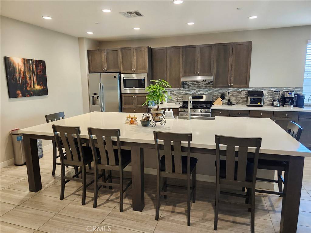 Perris, CA 92570,539 Pratt CT