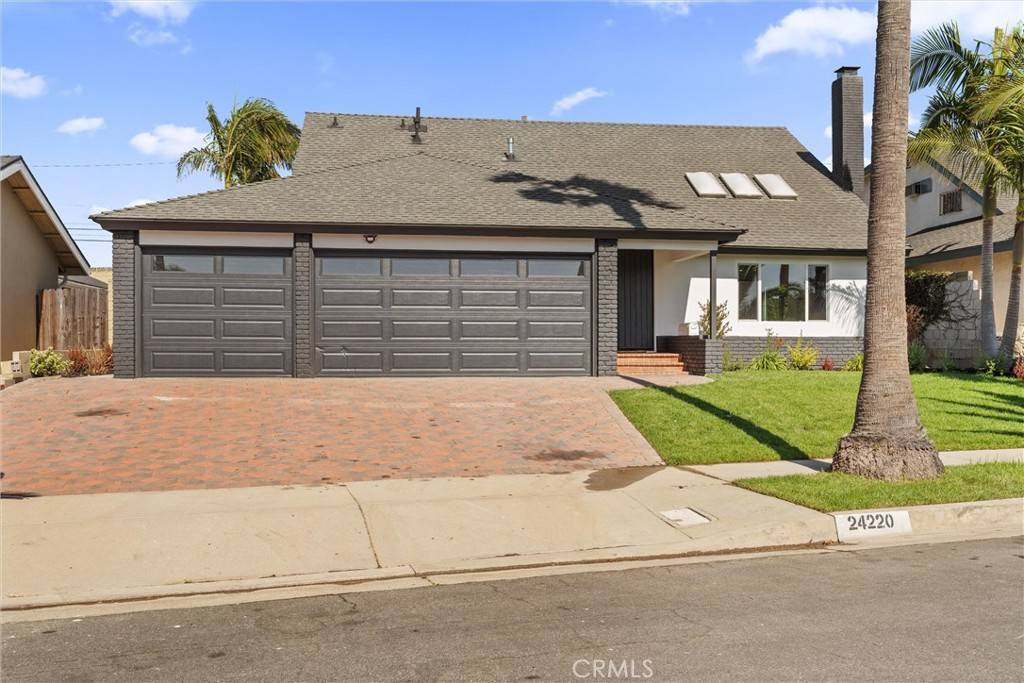 Harbor City, CA 90710,24220 Spicewood LN