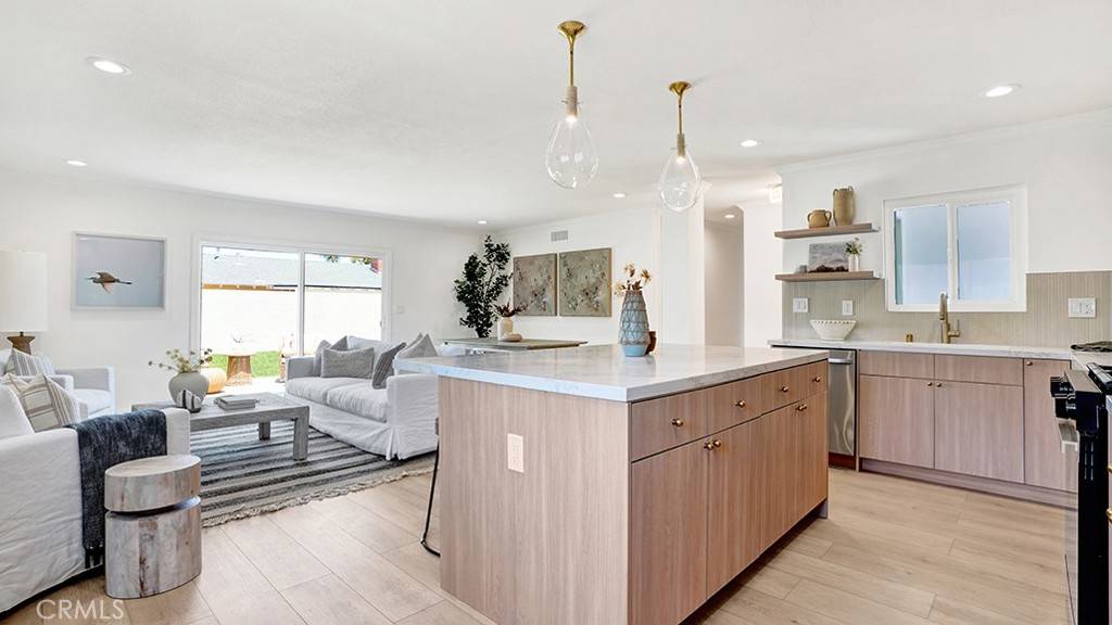 Huntington Beach, CA 92646,8411 Santana CIR