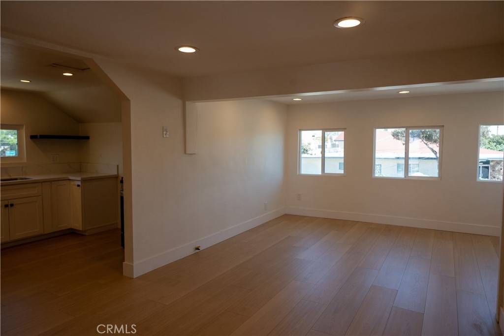 Bellflower, CA 90706,17221 Clark AVE