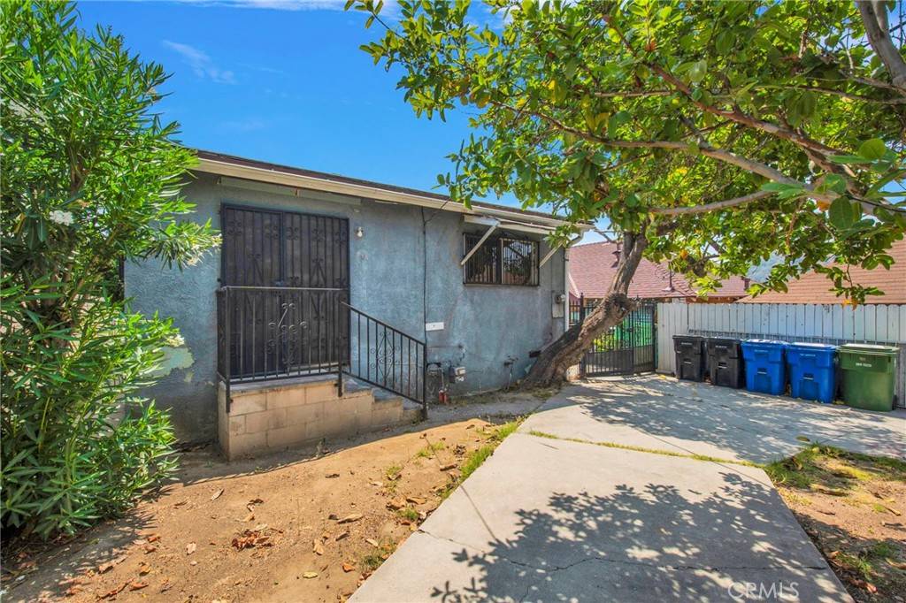 Los Angeles, CA 90065,2653 Alice ST
