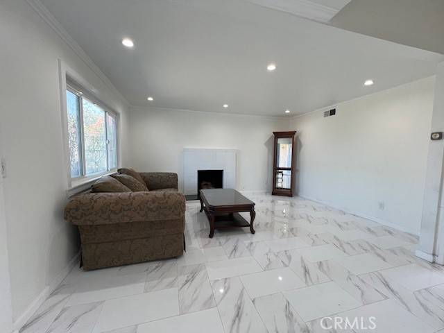 Compton, CA 90220,15420 S Stanford AVE