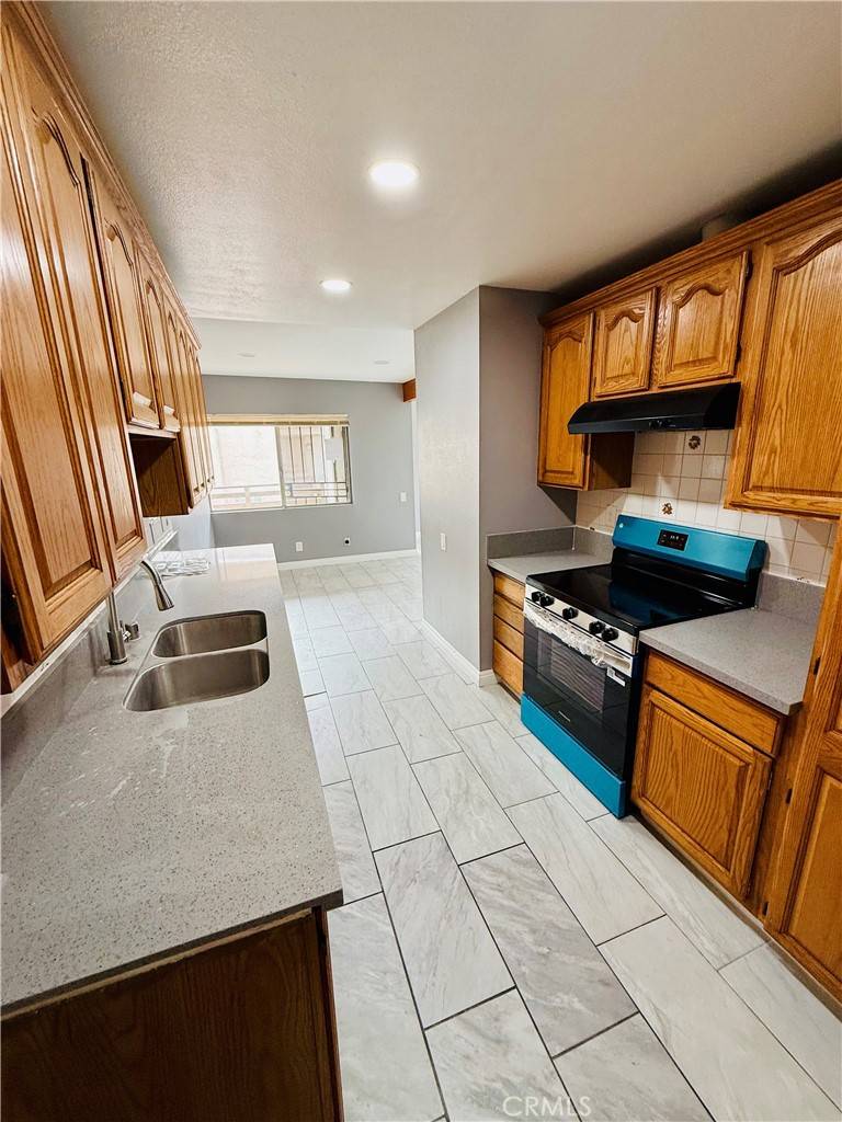 Placentia, CA 92870,212 S Kraemer BLVD #1212