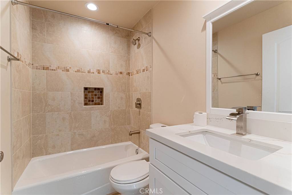 Panorama City, CA 91402,9246 Cedros AVE #4
