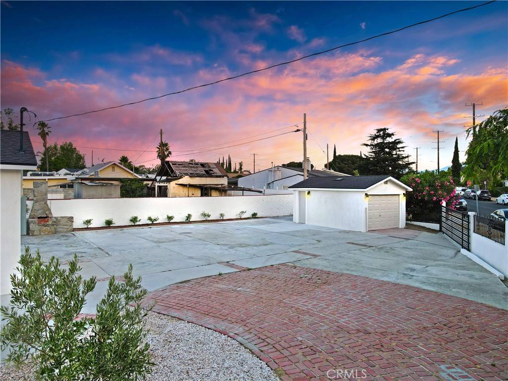 Sun Valley, CA 91352,7965 De Garmo AVE