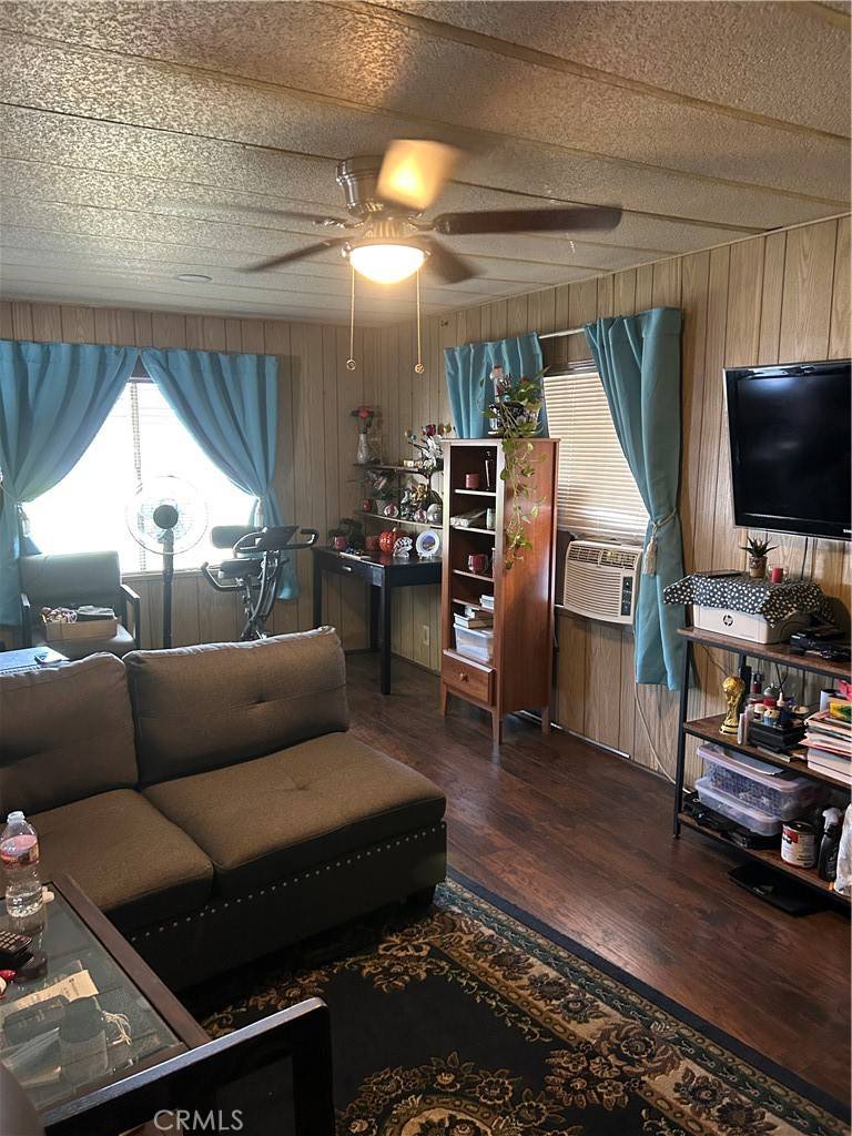 Montebello, CA 90640,630 S Maple AVE S #44