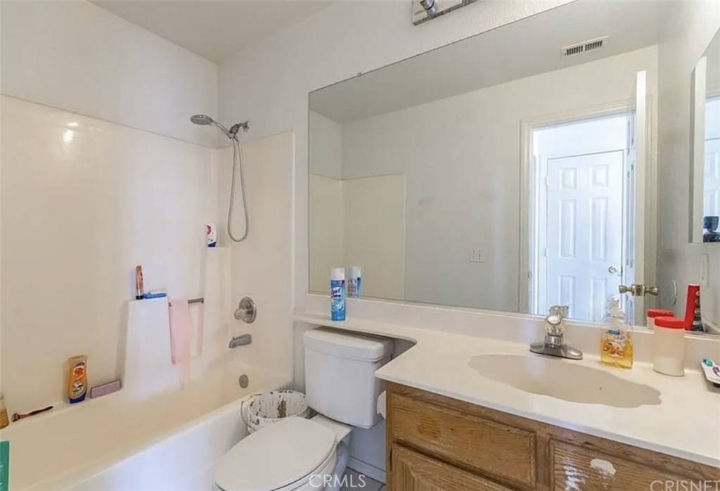Victorville, CA 92392,13186 Blue Mesa CT