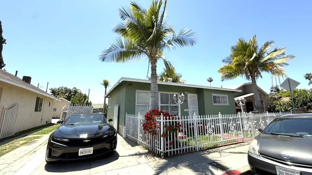Huntington Park, CA 90255,2224 Mortimer ST