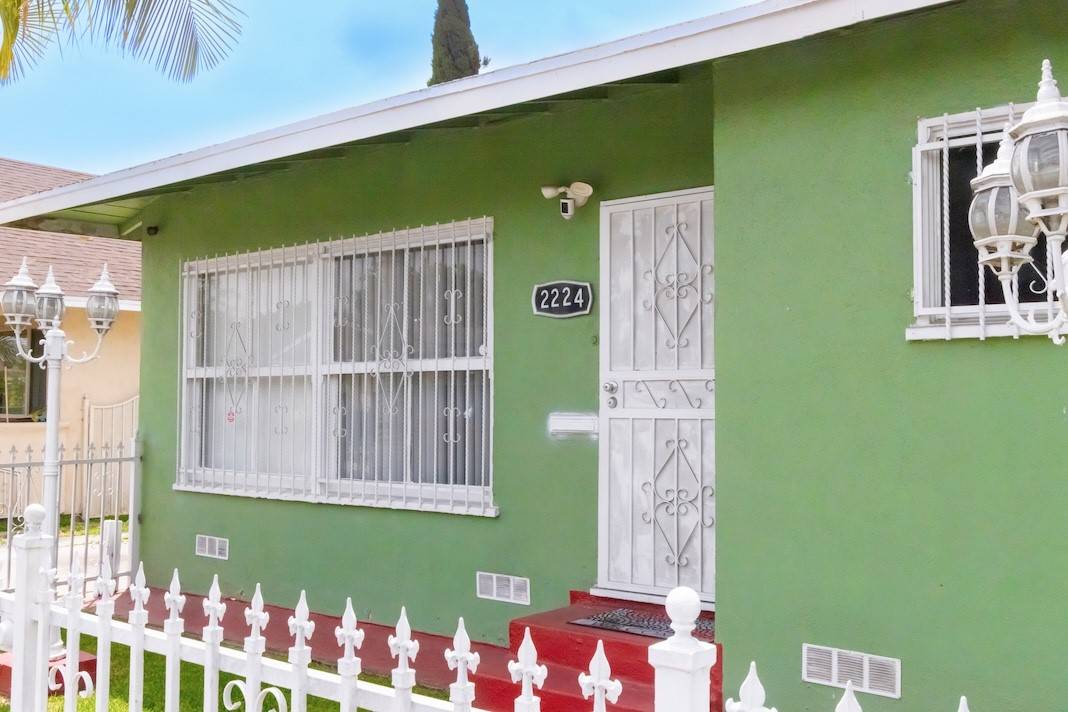 Huntington Park, CA 90255,2224 Mortimer ST
