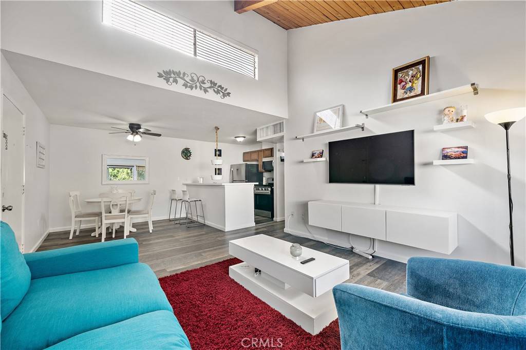 Canoga Park, CA 91304,8601 International AVE #224
