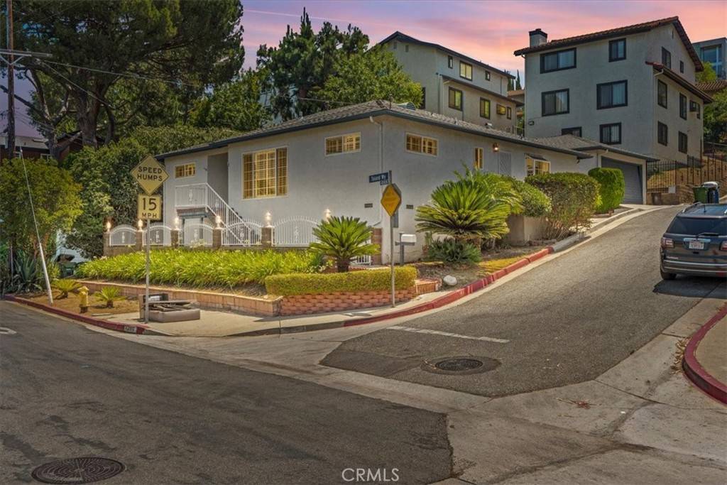 Los Angeles, CA 90065,4200 Toland WAY