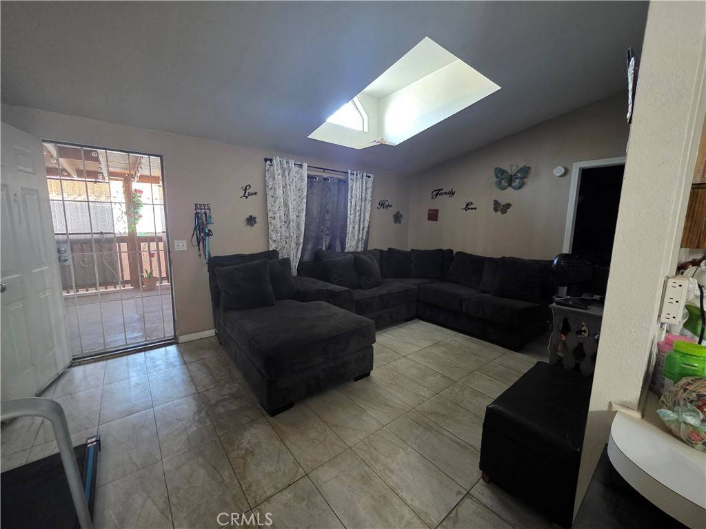El Cajon, CA 92021,12044 Royal RD #Spc 128