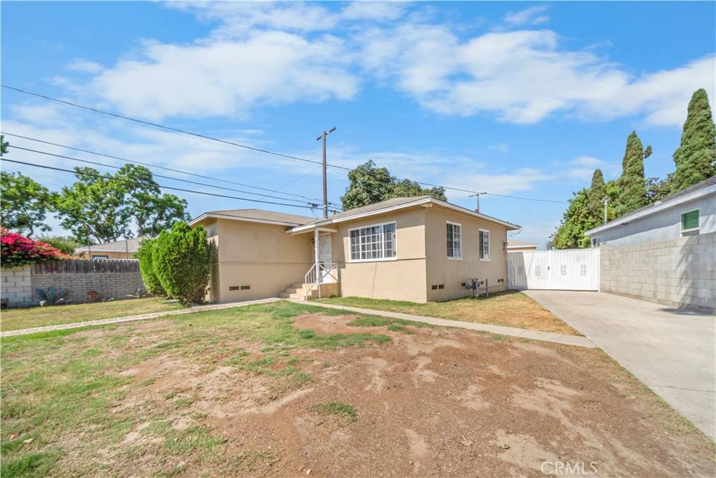 Lynwood, CA 90262,4636 Cardwell ST