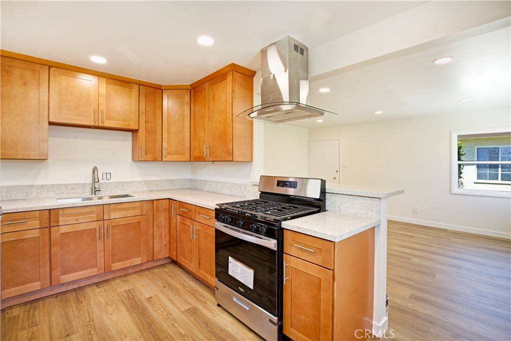 Downey, CA 90241,10524 Myrtle ST