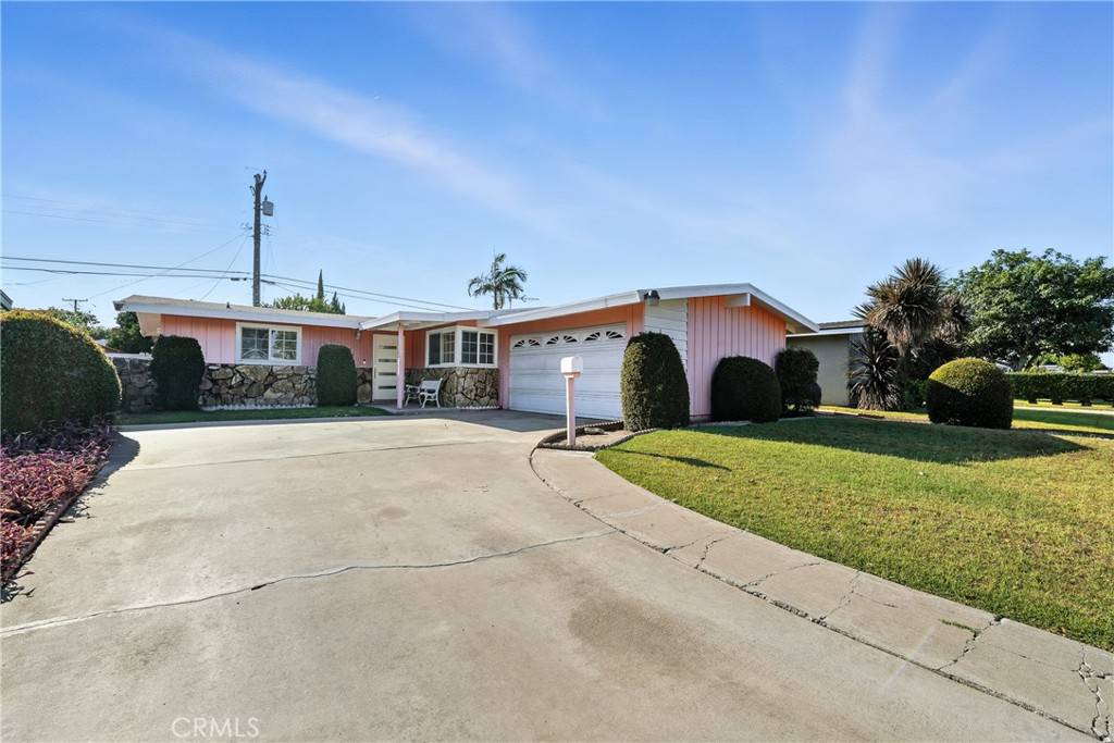 Whittier, CA 90606,8349 Alburtis AVE