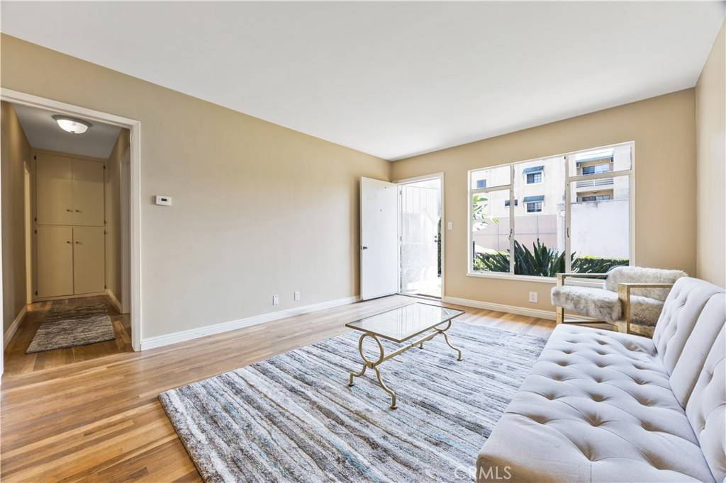 Long Beach, CA 90802,416 Orange AVE #5