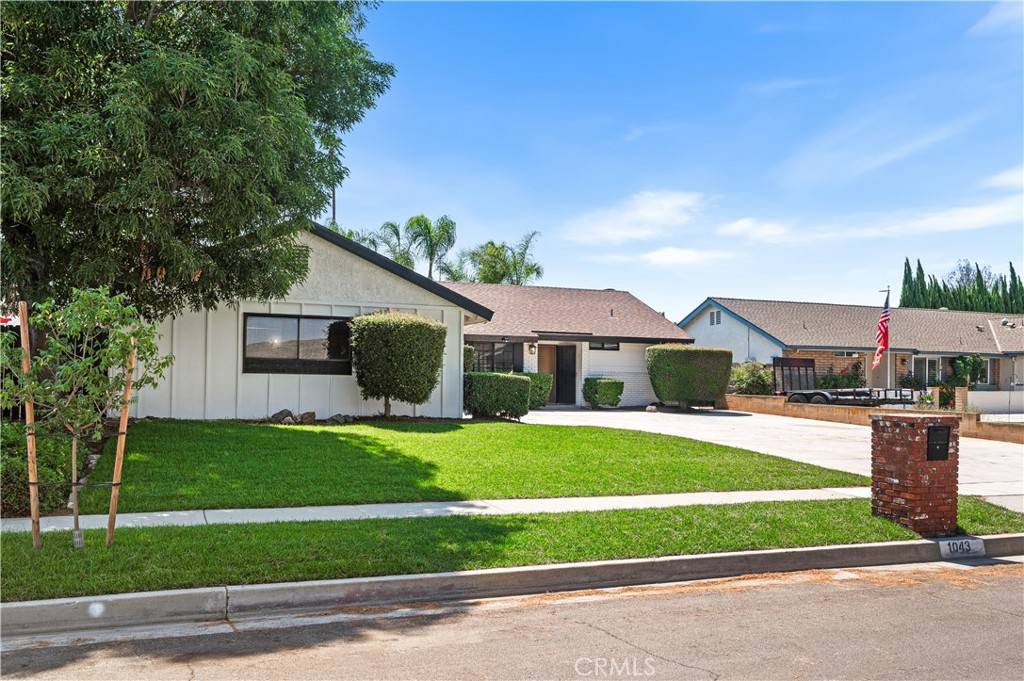 Corona, CA 92878,1043 Meadowview CT
