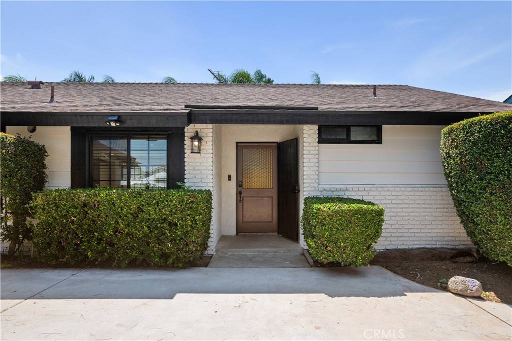 Corona, CA 92878,1043 Meadowview CT