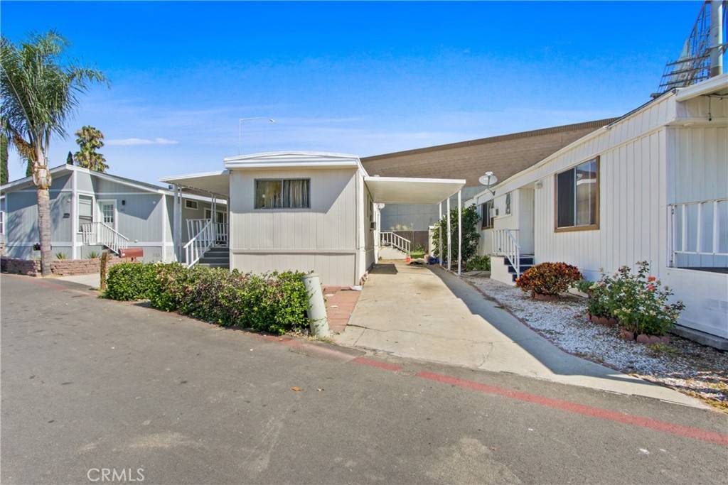 Tustin, CA 92780,105 Coronado LN
