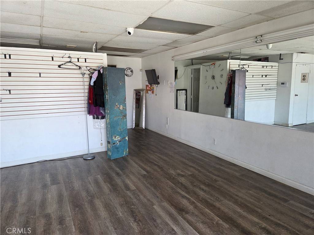 La Puente, CA 91746,13200 Valley BLVD #B