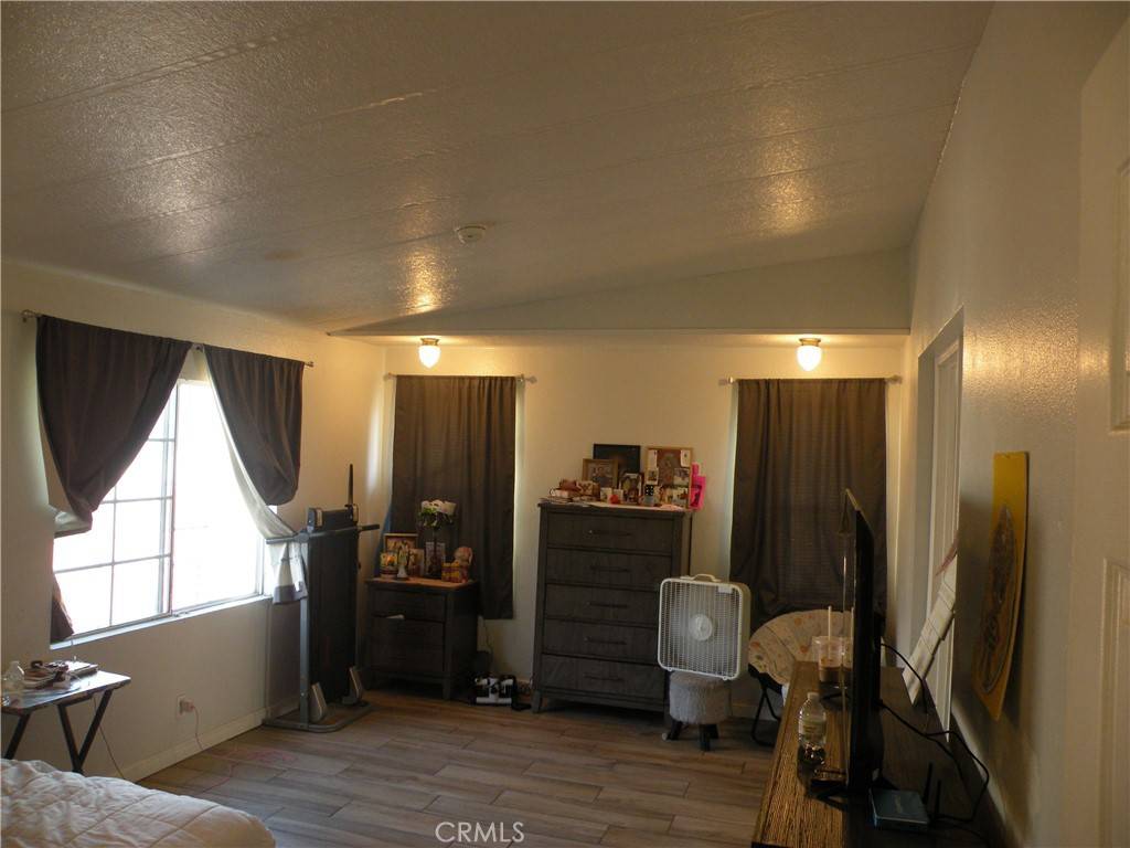 Perris, CA 92571,350 E San Jacinto AVE #121