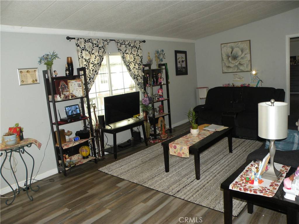 Perris, CA 92571,350 E San Jacinto AVE #121
