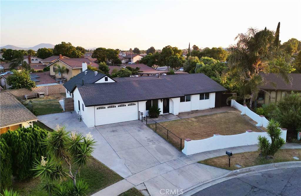 Rialto, CA 92376,665 W Winchester DR