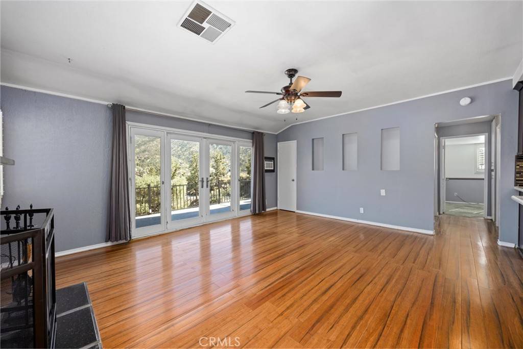 Frazier Park, CA 93225,6830 Lakeview DR
