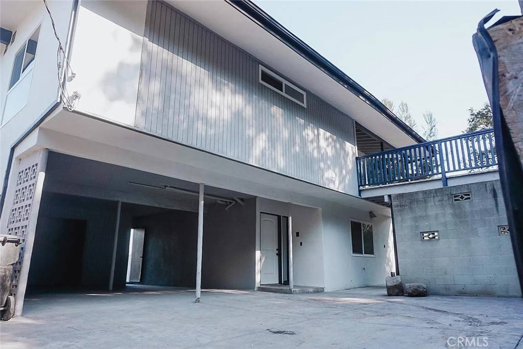 Los Angeles, CA 90042,430 Terrill AVE