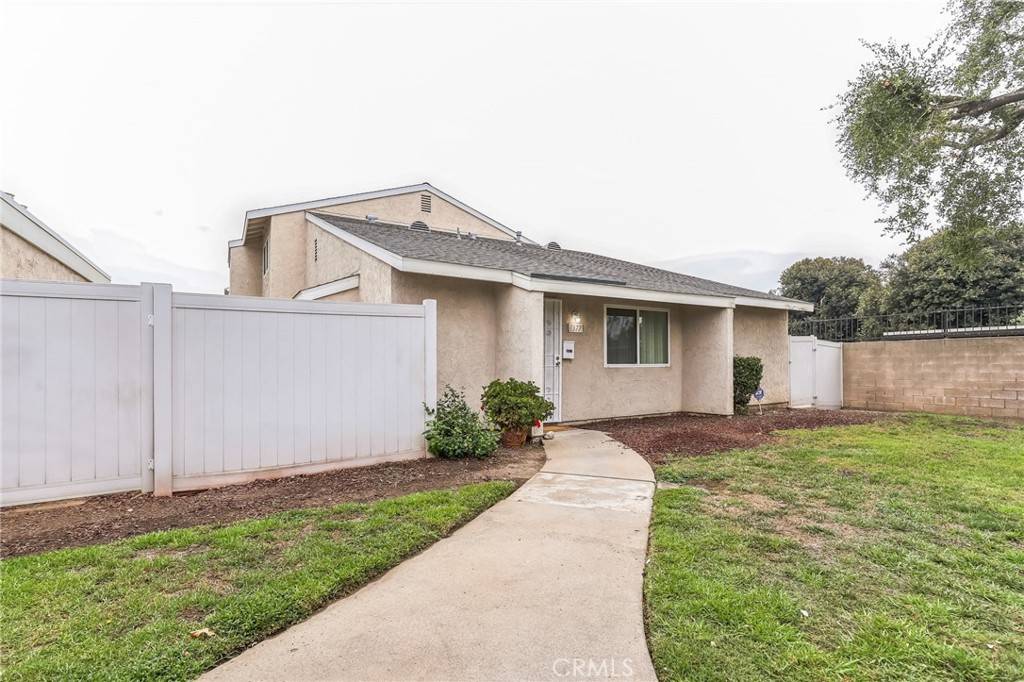 Ontario, CA 91762,1377 N Elderberry AVE