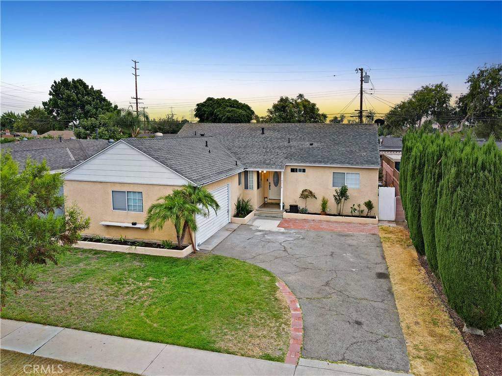 Downey, CA 90242,10278 Belcher ST